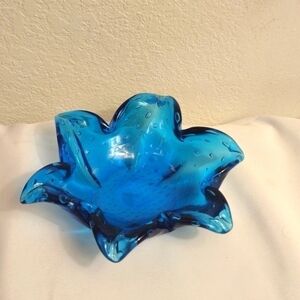 MID-CENTURY Murano ocean floral  blue glass bowl/ashtray with bubbles Italy